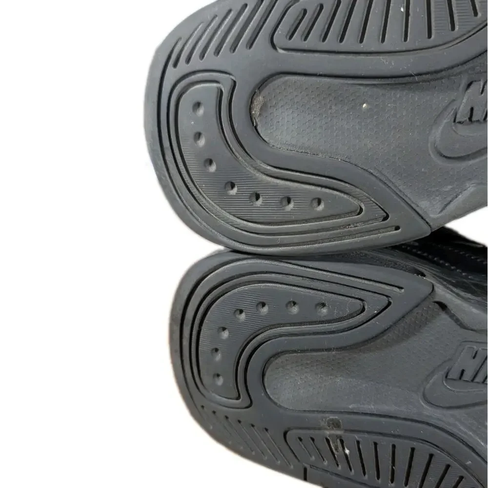 NIKE Air Jordan Max Aura 5 Black Shoes (DZ4353 001) Mens Size 10 Leather